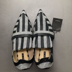 Zara Basic pointy toe flats